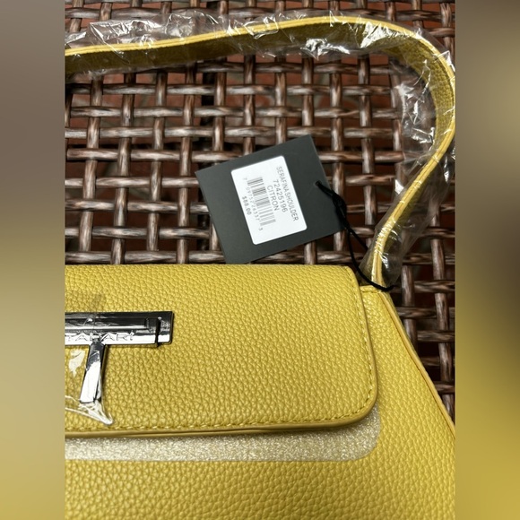 Tahari SERAFINA SHOULDER Bag in Citron New with Tags! - Picture 4 of 10